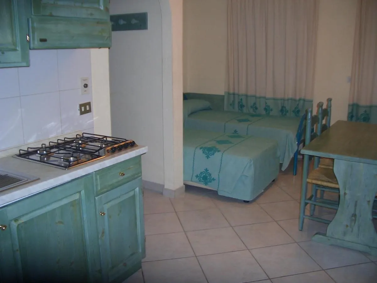 Residence Leonardo Da Vinci Orosei Apart Otel