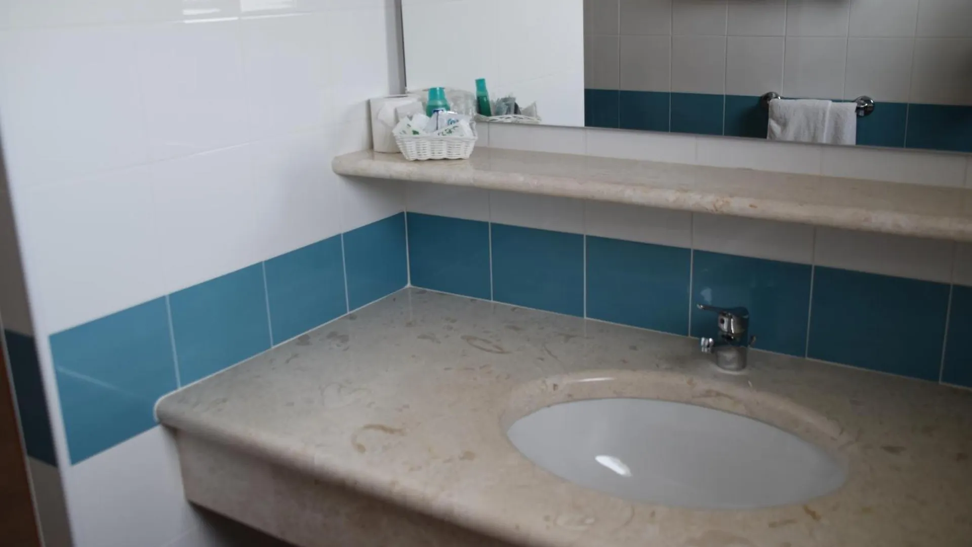 Apart Otel Residence Leonardo Da Vinci Orosei İtalya