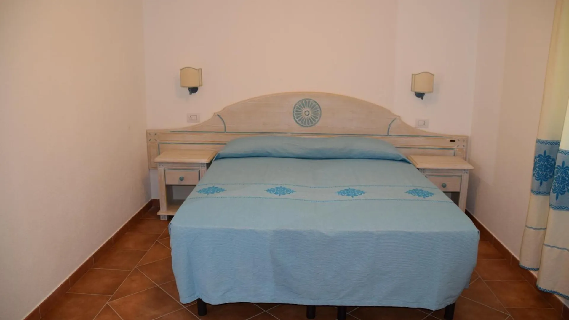 Residence Leonardo Da Vinci Orosei Apart Otel